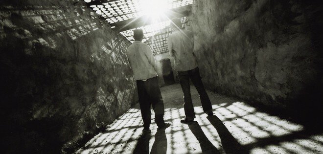 Pages 12 à 15 - Article 3 - Kirghistan prison2 - copie copie